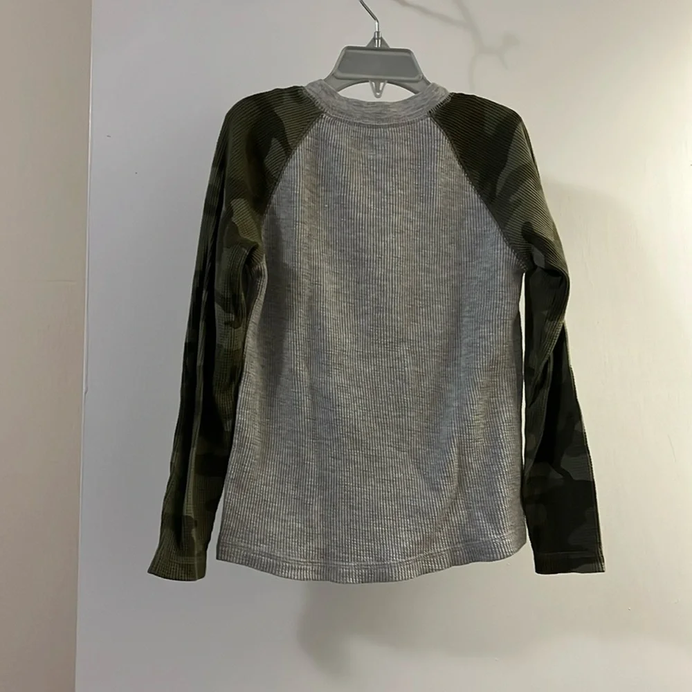 NWOT Gap Long Sleeve Thermal Shirt size S